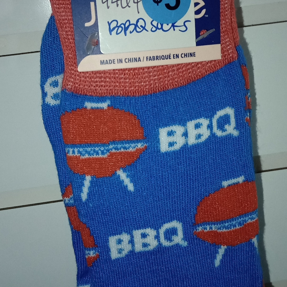 Socks bbq grill
